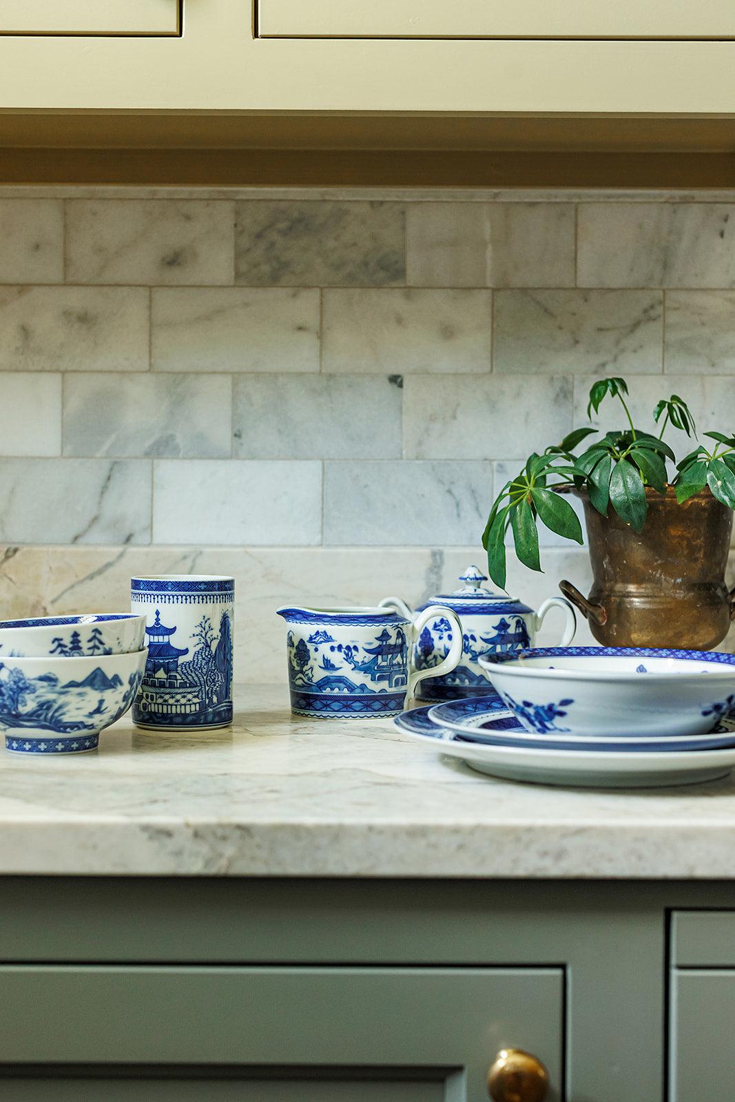 Blue Canton Dinnerwear Collection (Mottahedeh)