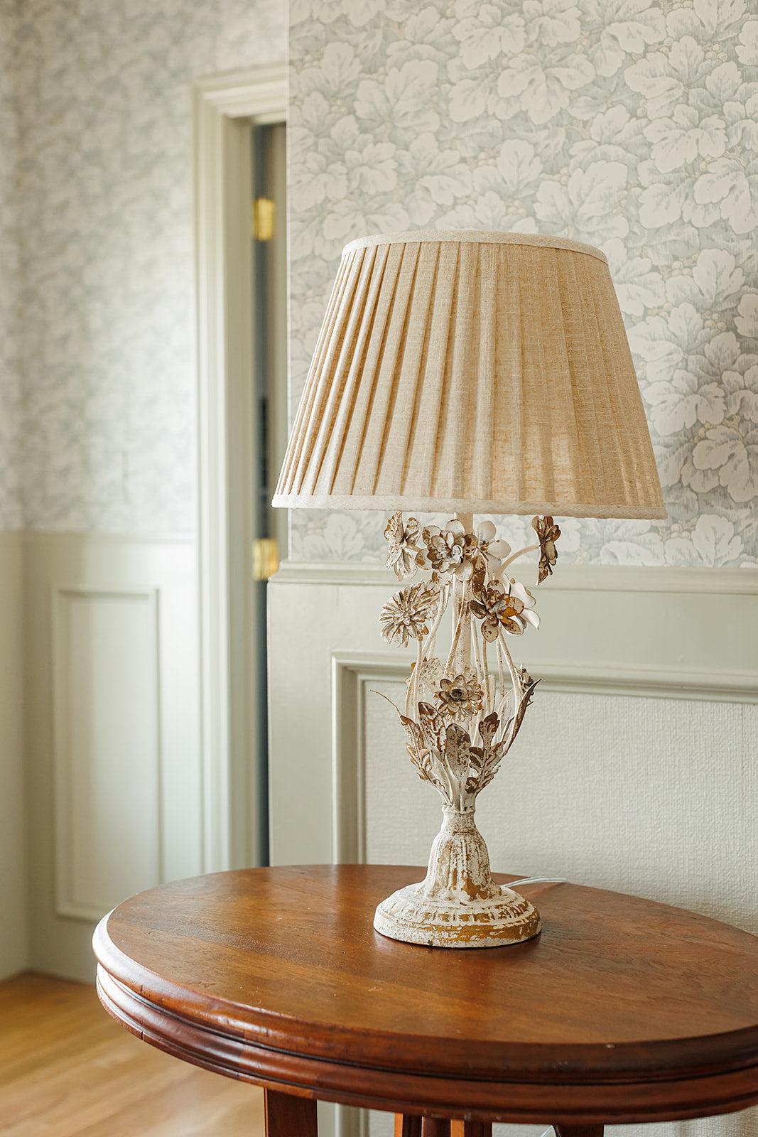 Calen Table Lamp - OAKSTREET SHOPPE