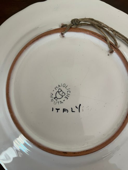 Deruta Maiolica Plates, Hand Painted - OAKSTREET SHOPPE