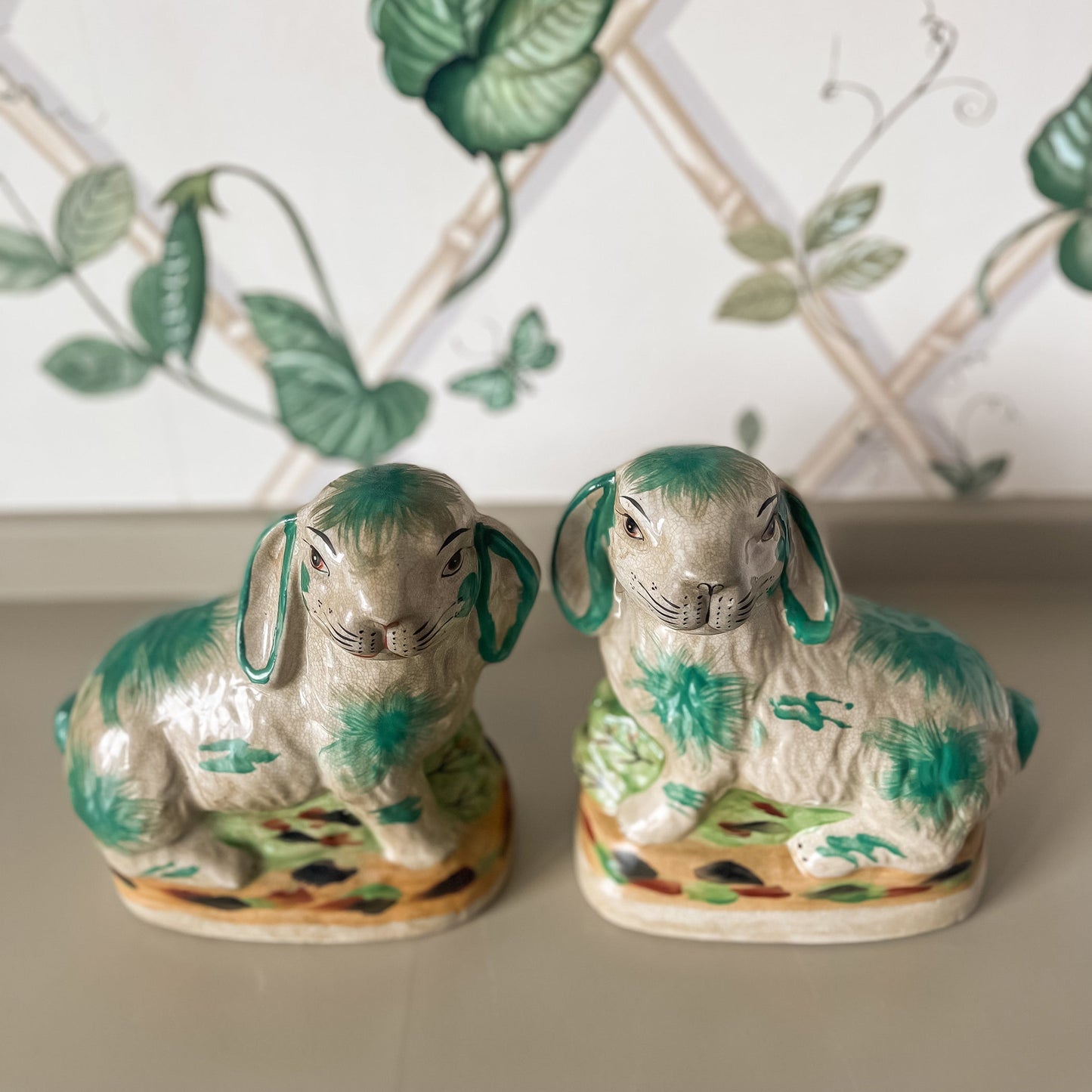Staffordshire Bunny, Pair
