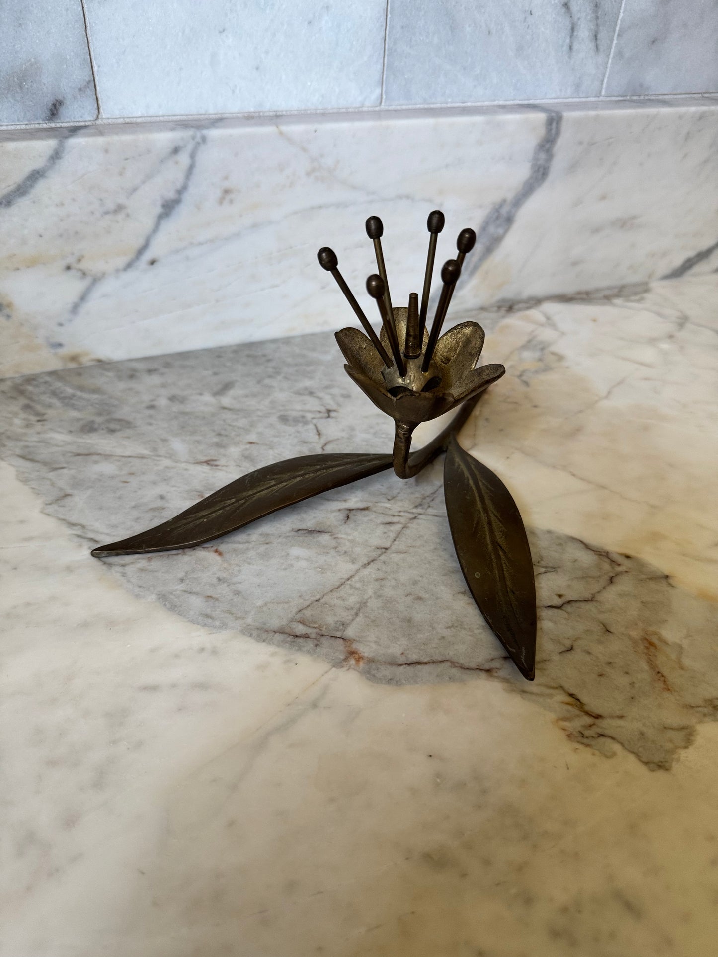 Brass Bedside Flower Ring Holder