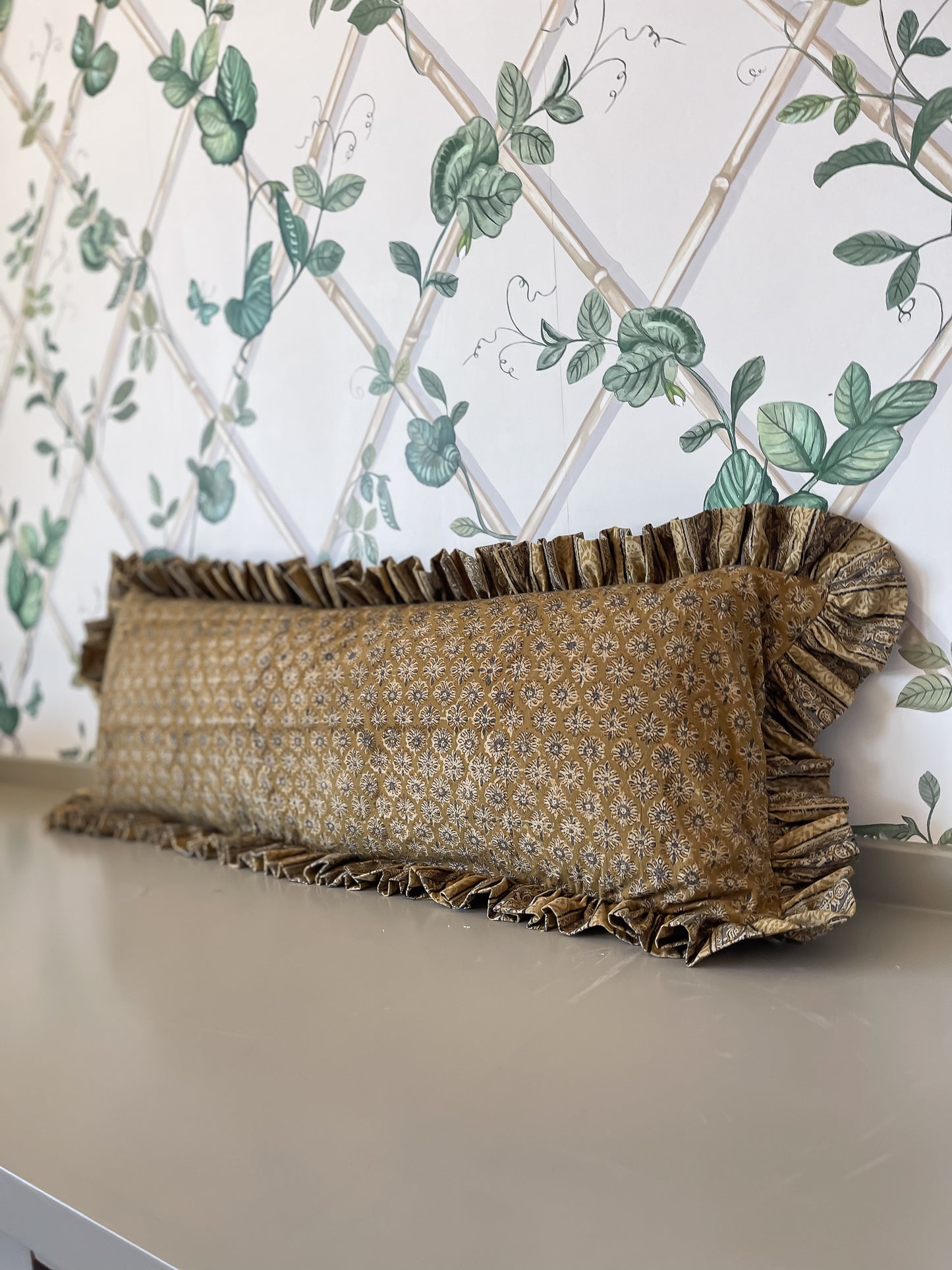 Positano Ruffle Pillow