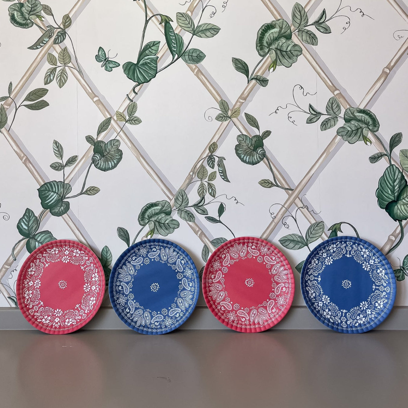 Americana Melamine Plates, Set of 4