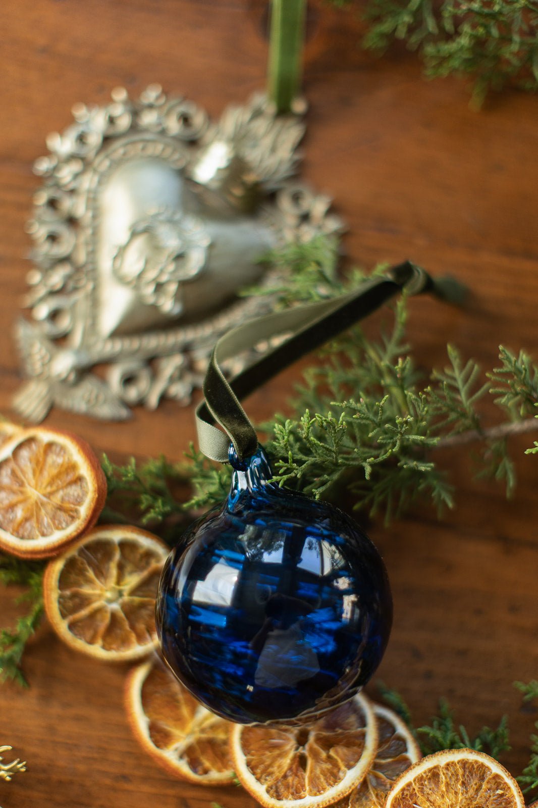 Metal Heart Ornament - OAKSTREET SHOPPE