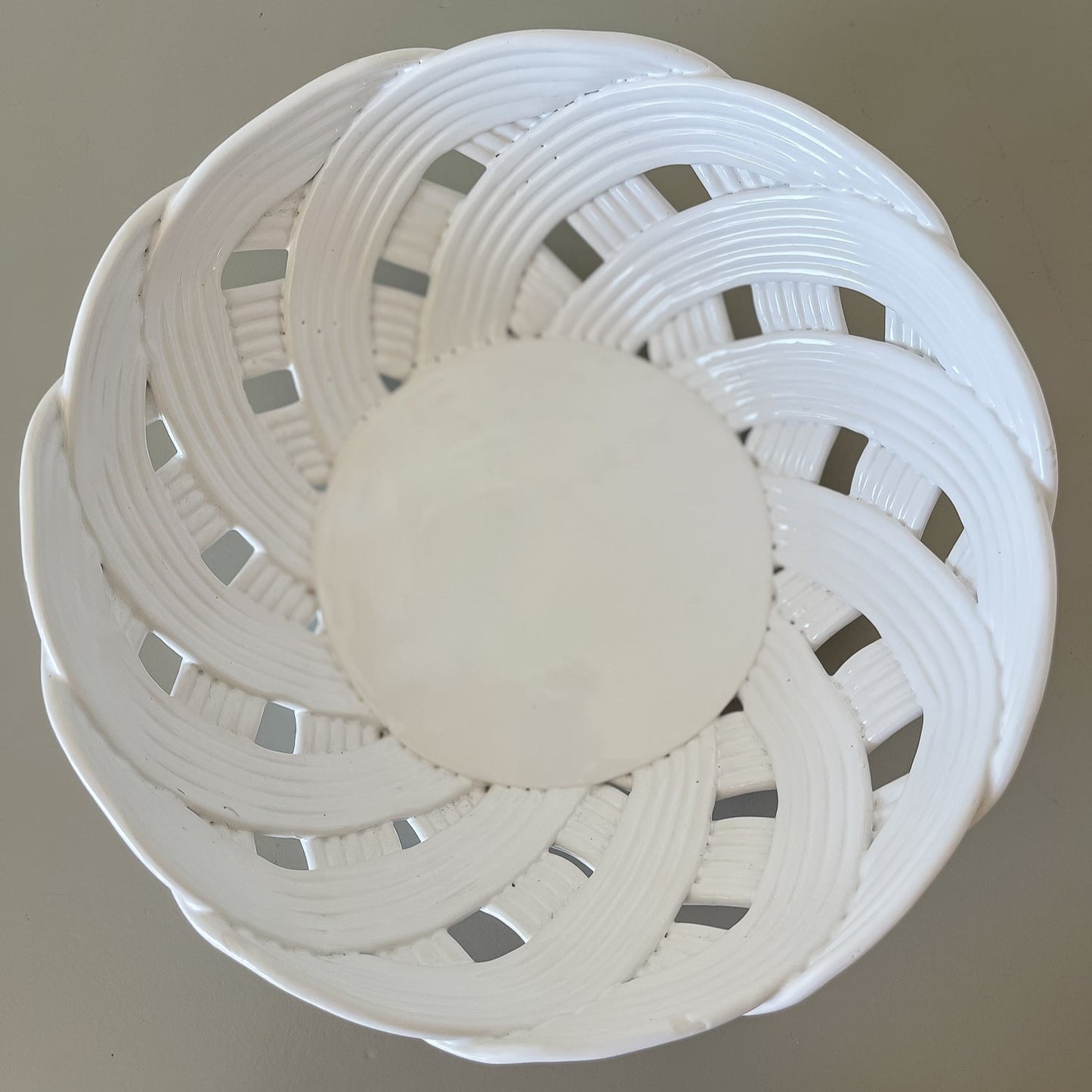 Porcelain Lattice Catch-All
