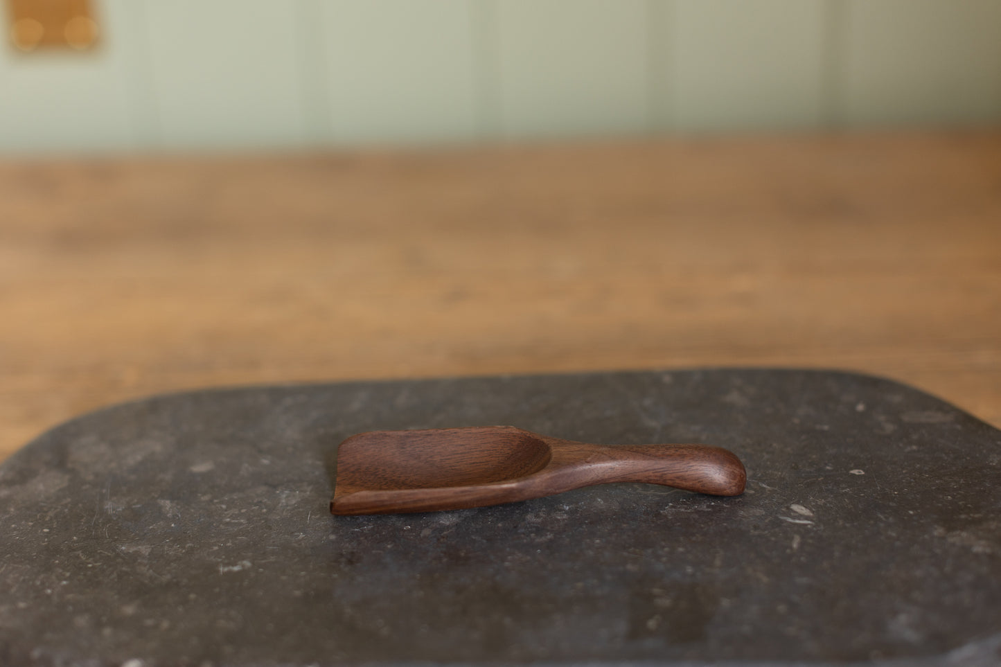 5" Small Walnut Scoop