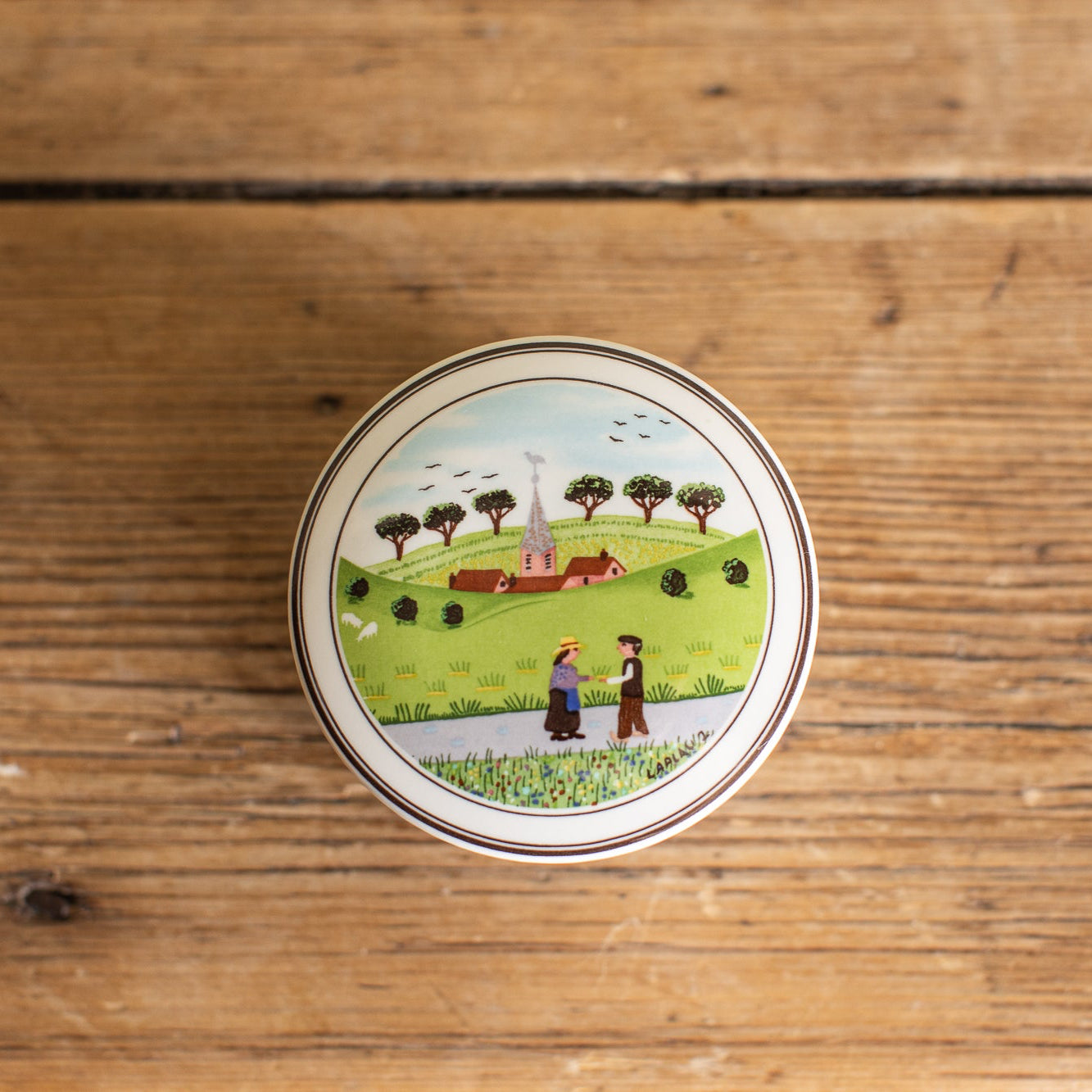 Village Stroll Keepsake Box