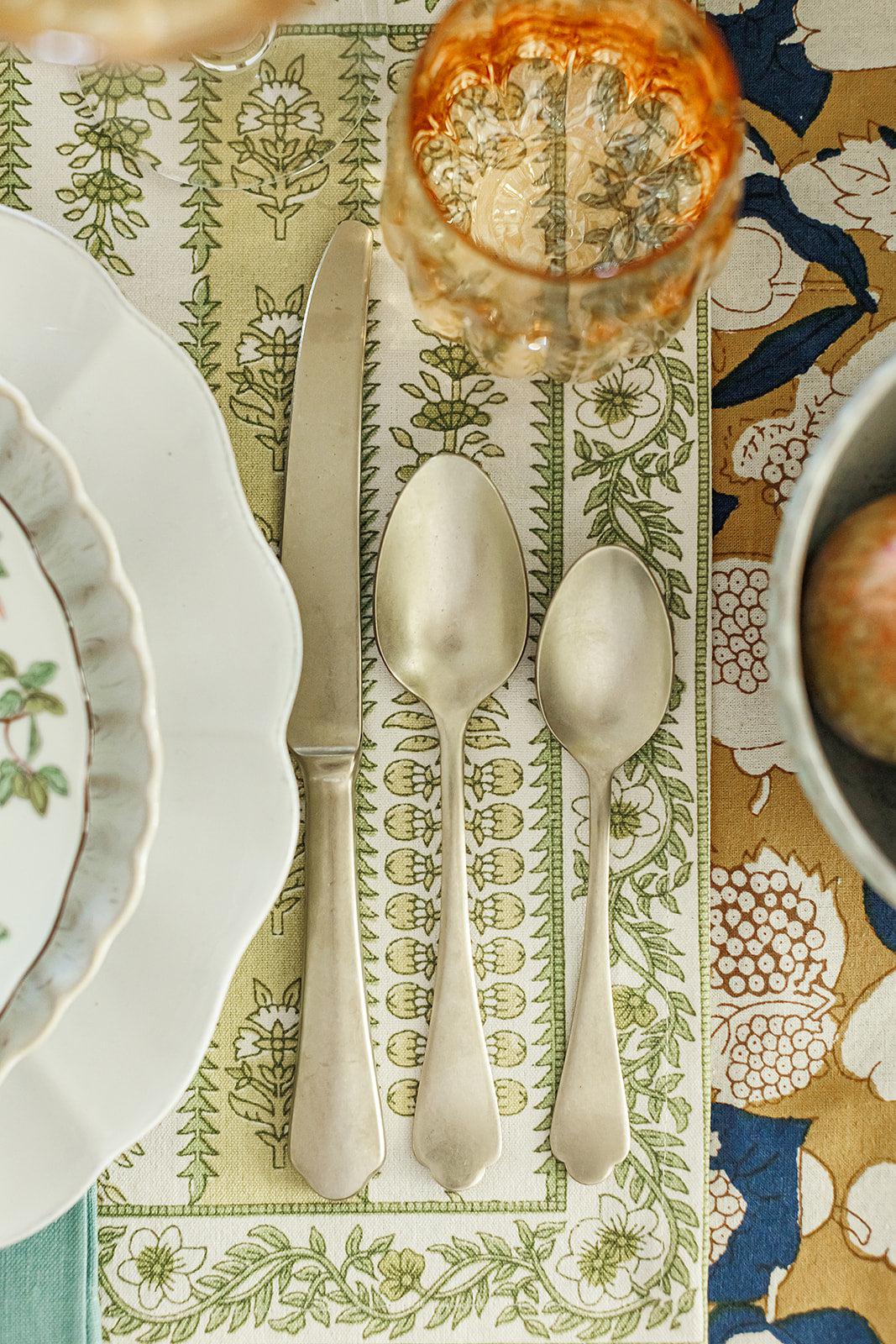 Dolce Vita Peltro Champagne 5-Piece Flatware + Serving Pieces (Mepra)