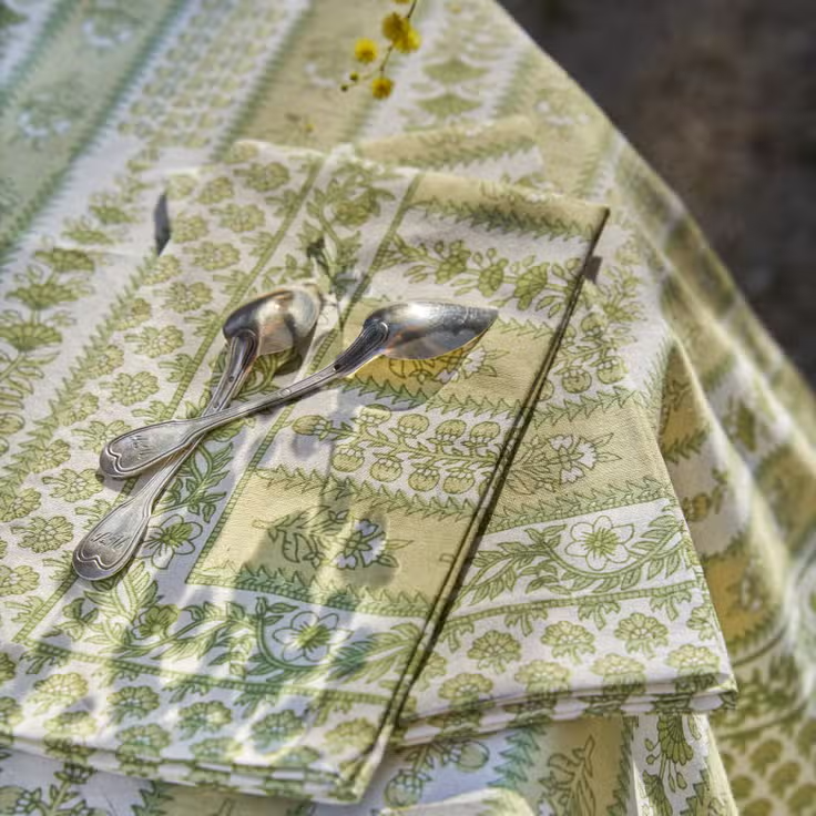 Avignon Green Tablecloth