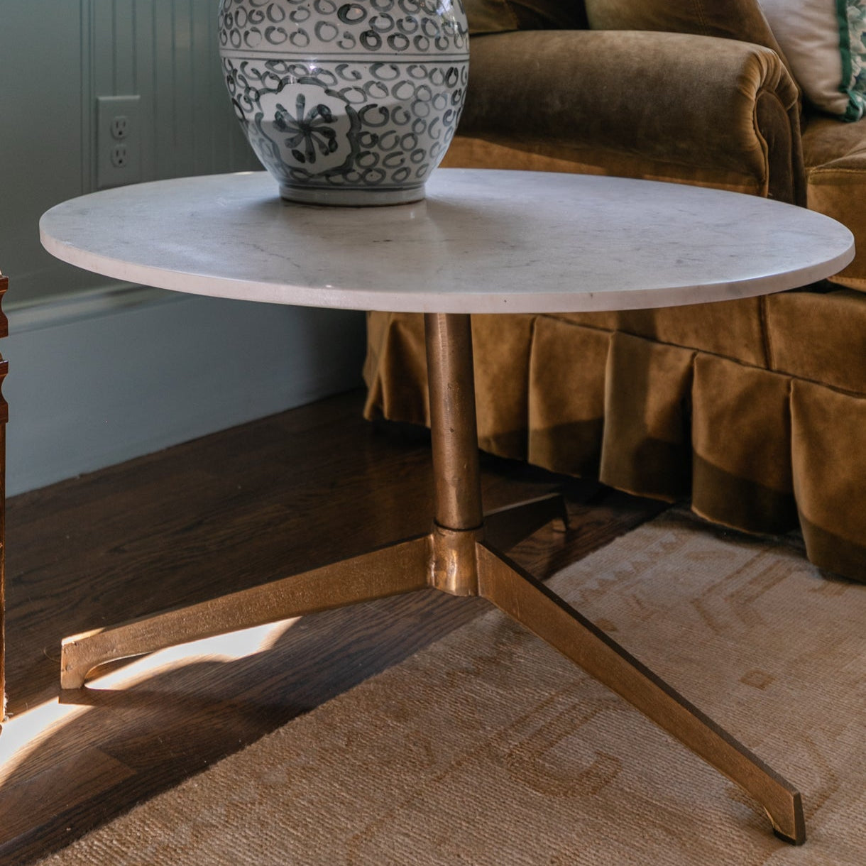 Helen Coffee Table (LOCAL PICKUP ONLY)
