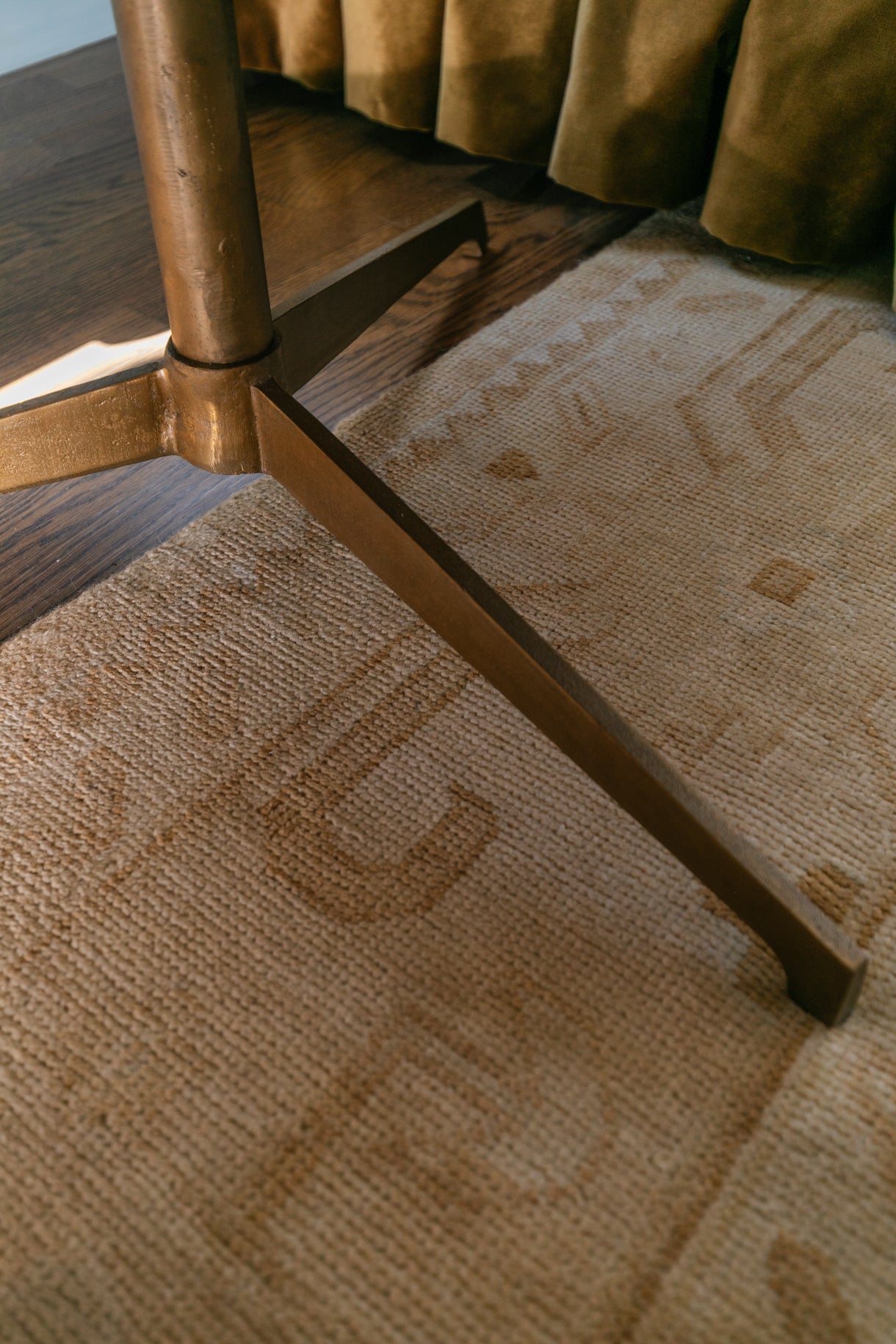 Helen Coffee Table (LOCAL PICKUP ONLY)