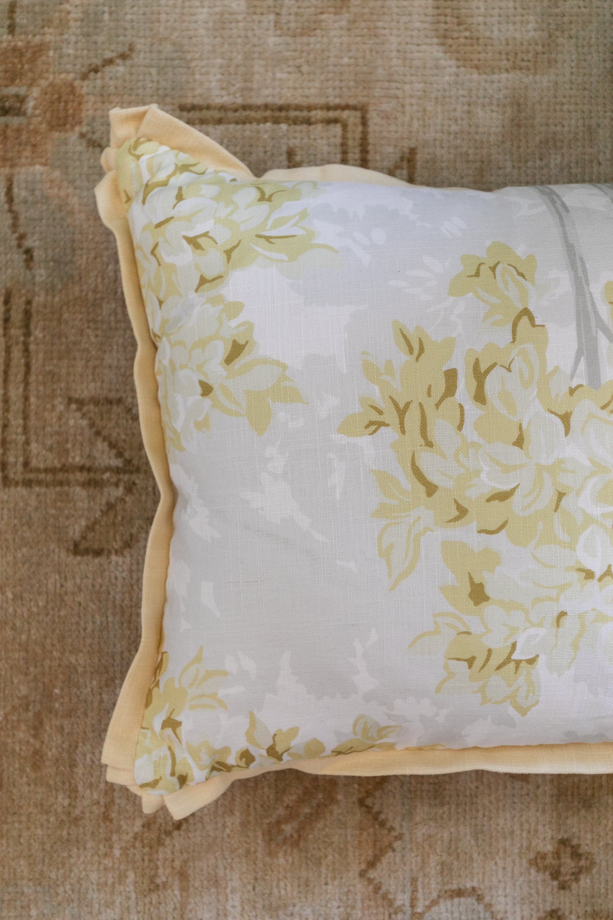 Topiary Pillow, Saffron 16"x24"