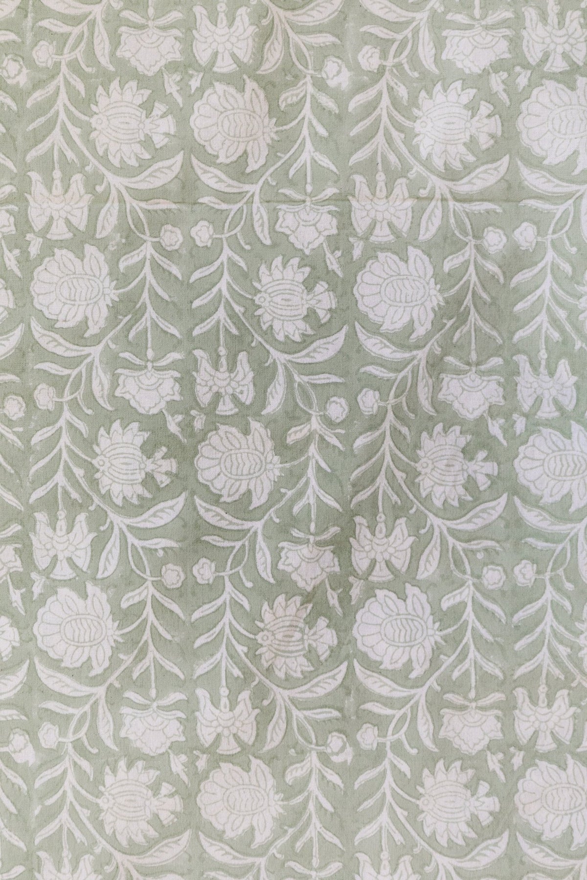 Green Floral Tablecloth, 72"x132" - OAKSTREET SHOPPE