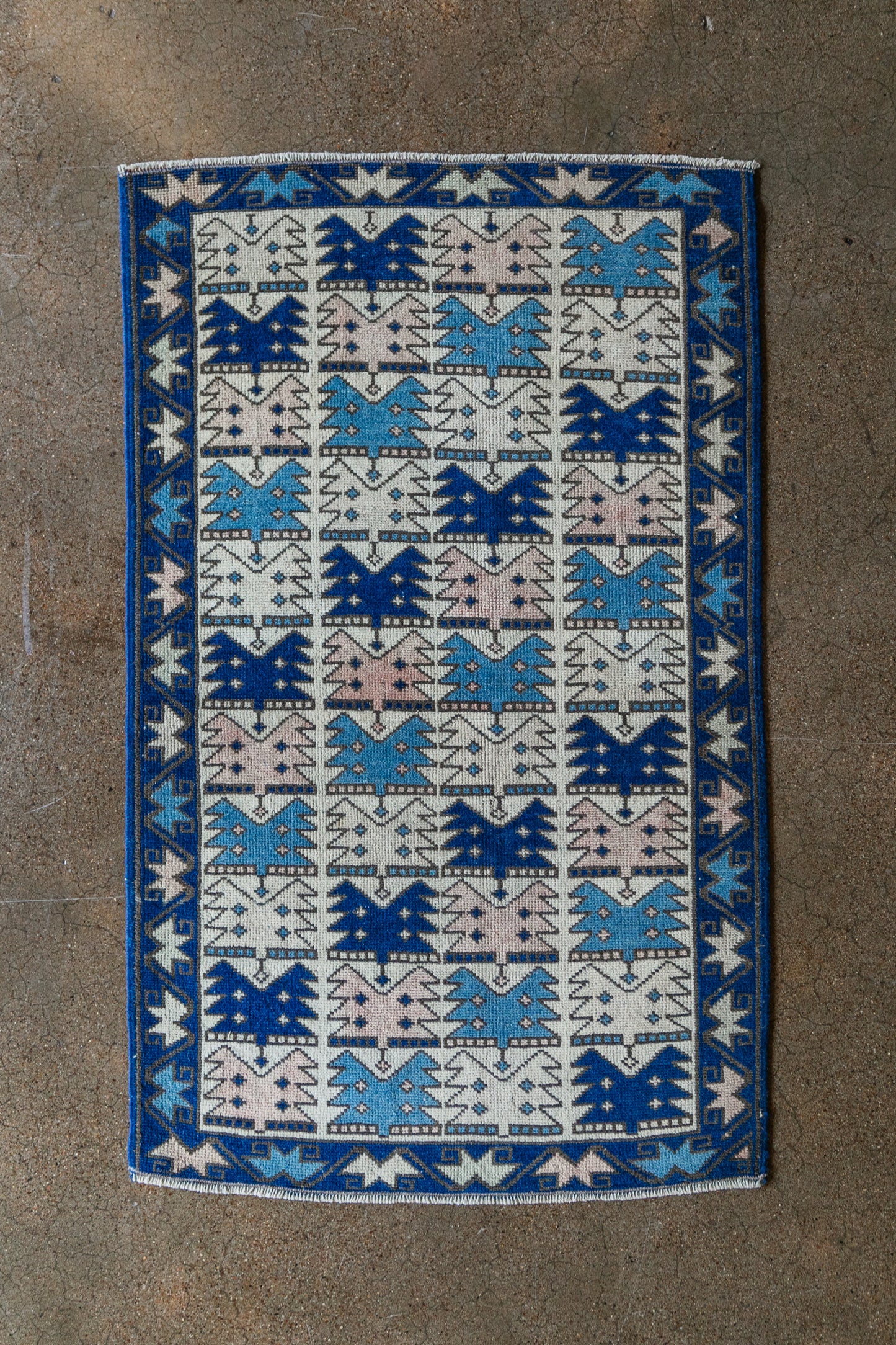 Vintage Turkish (3x4) Cobalt & Sky Blue Hand-Knotted Wool Ryg