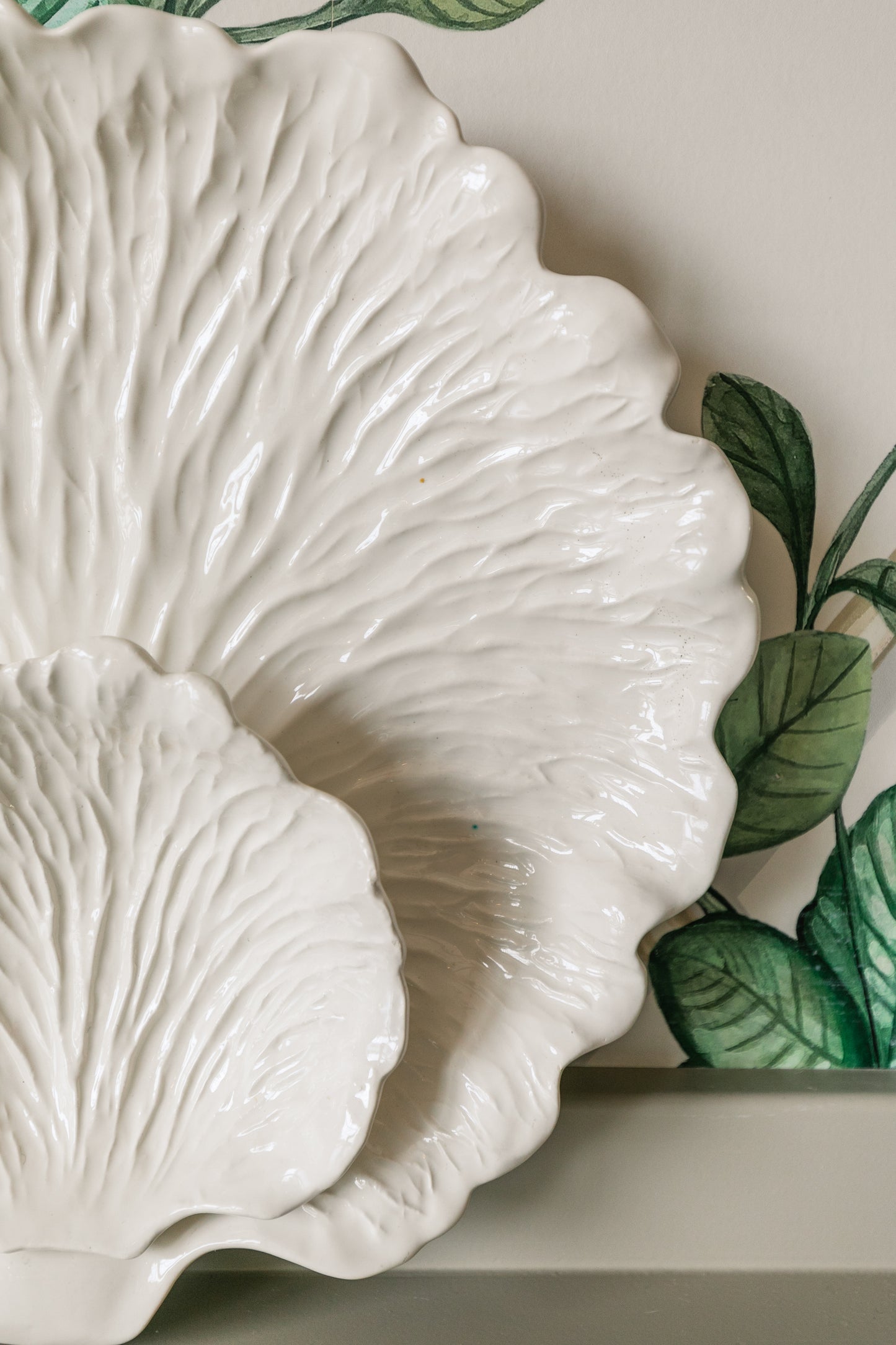 White Leaf Chip Platter