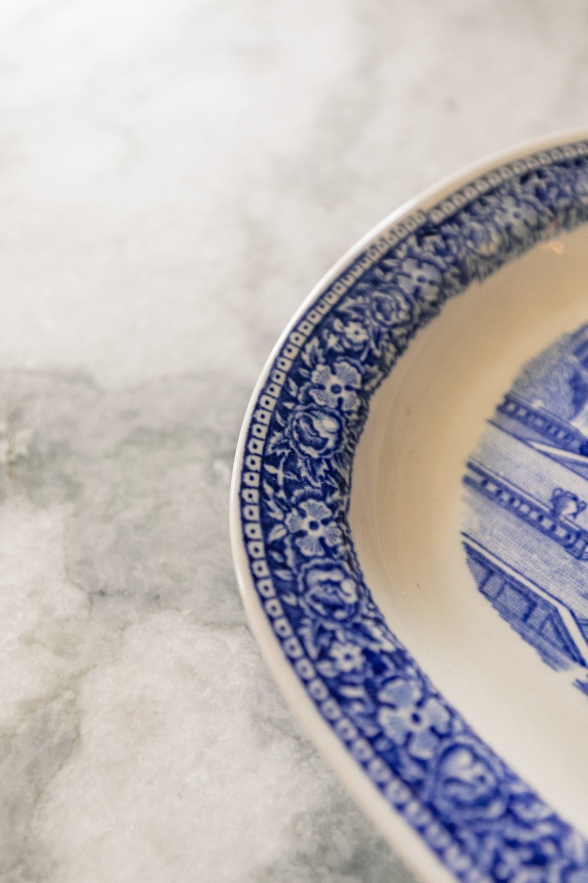 Small Blue and White English Platter - OAKSTREET SHOPPE