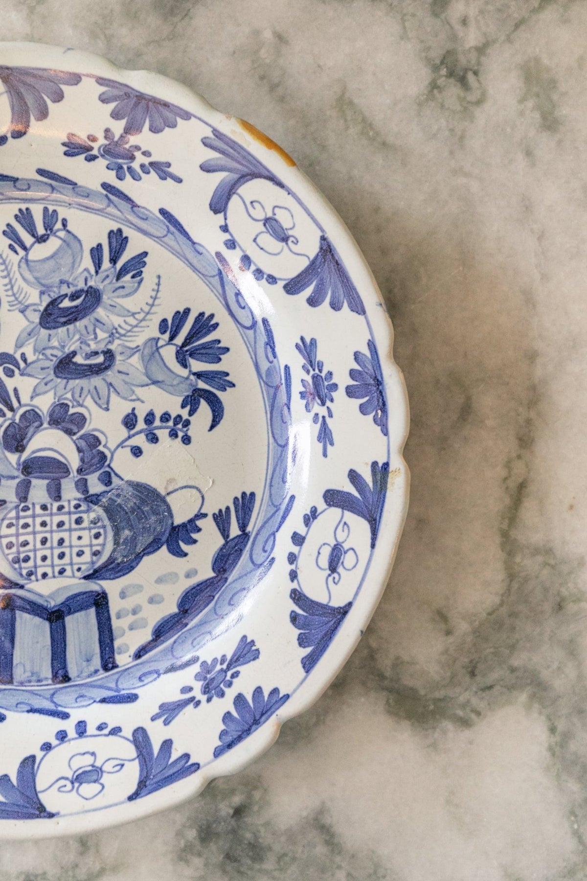 Blue and White Delft Plate - OAKSTREET SHOPPE