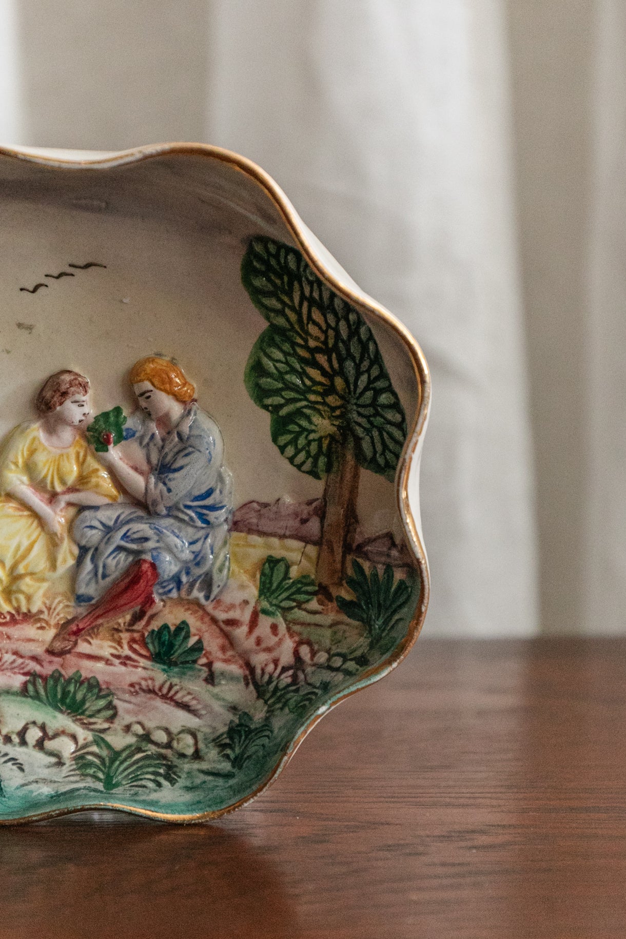 Scalloped Trinket Dish with Figures