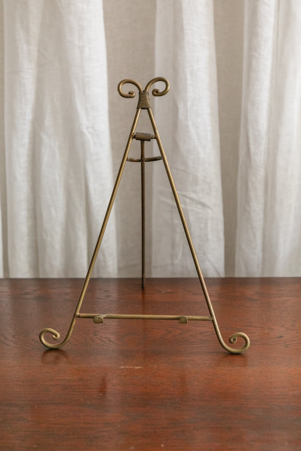 Brass Art Stand, Vintage
