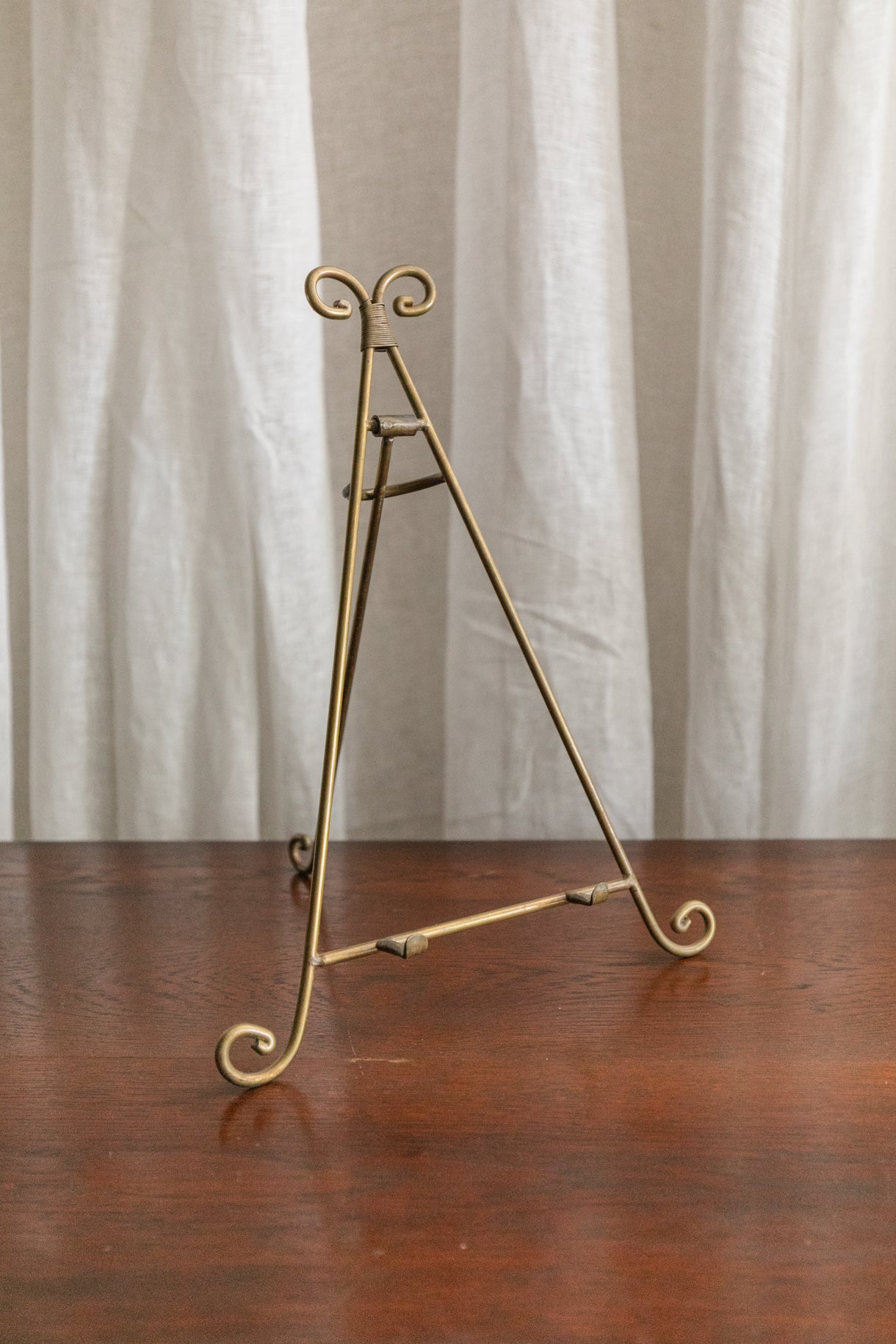 Brass Art Stand, Vintage