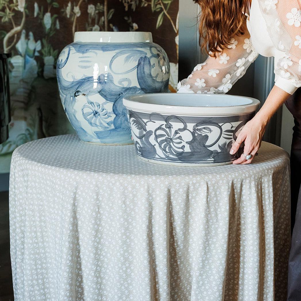 Black Twisted Flower Basin Planter