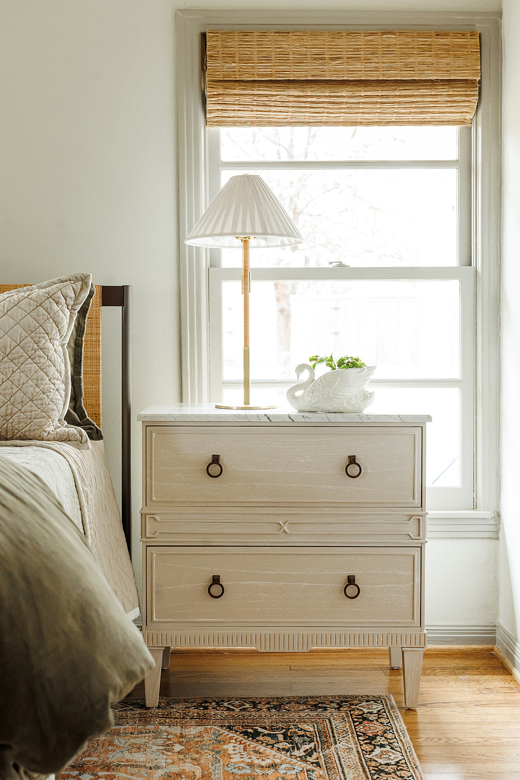 Chests, Cabinets & Nightstands