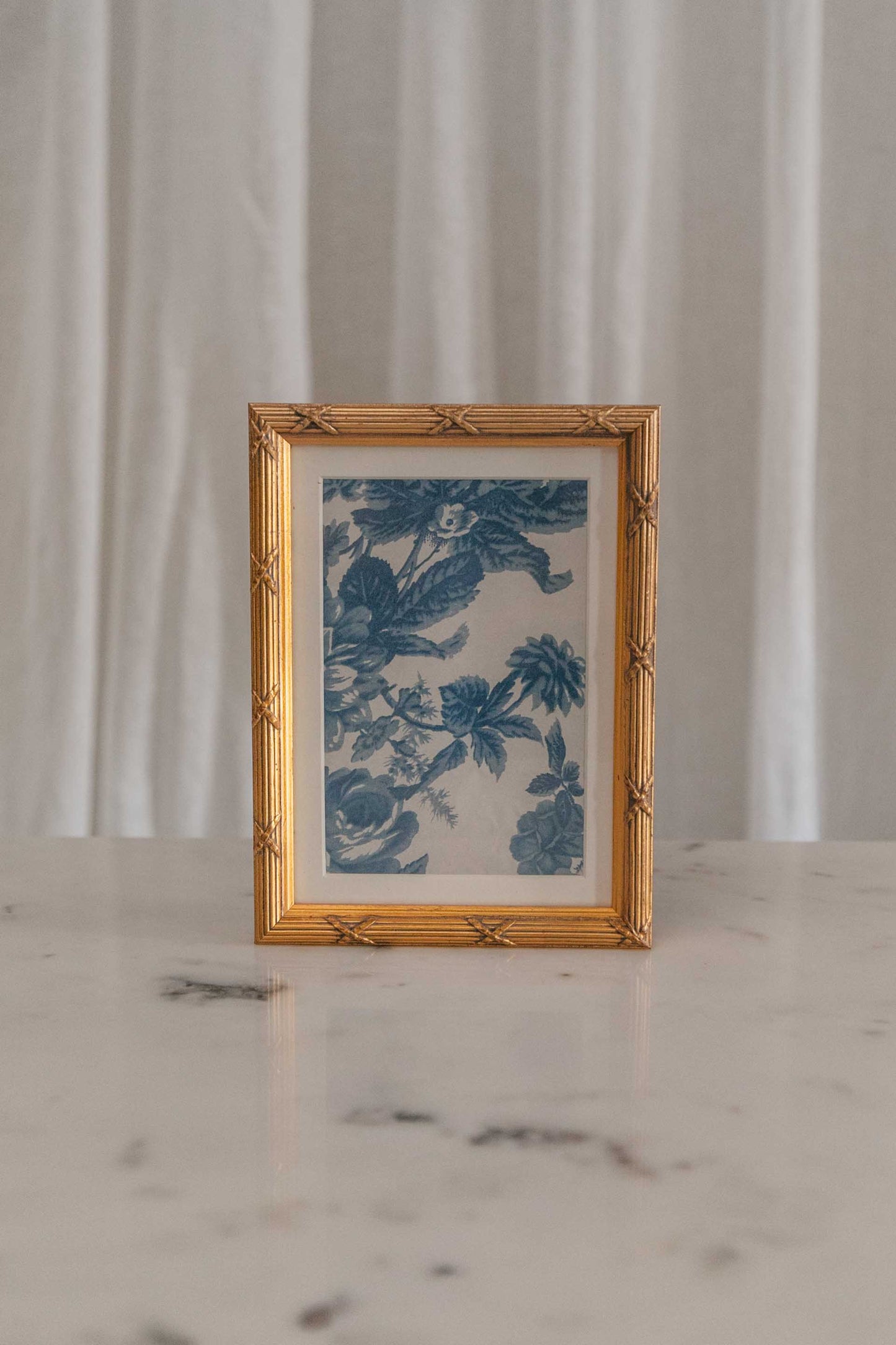 Arundel Matted Frame, Gold