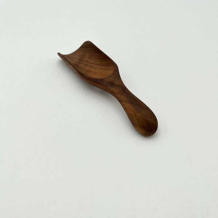 5" Small Walnut Scoop