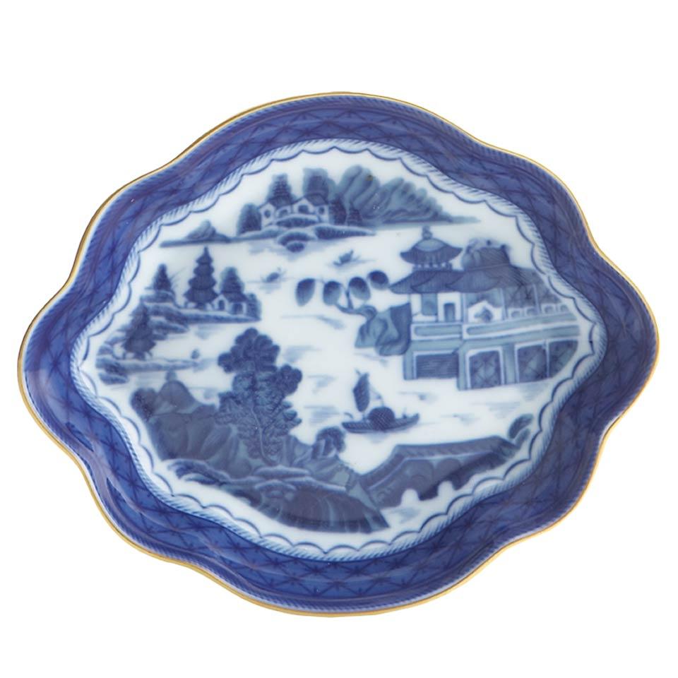 Blue Canton Serveware