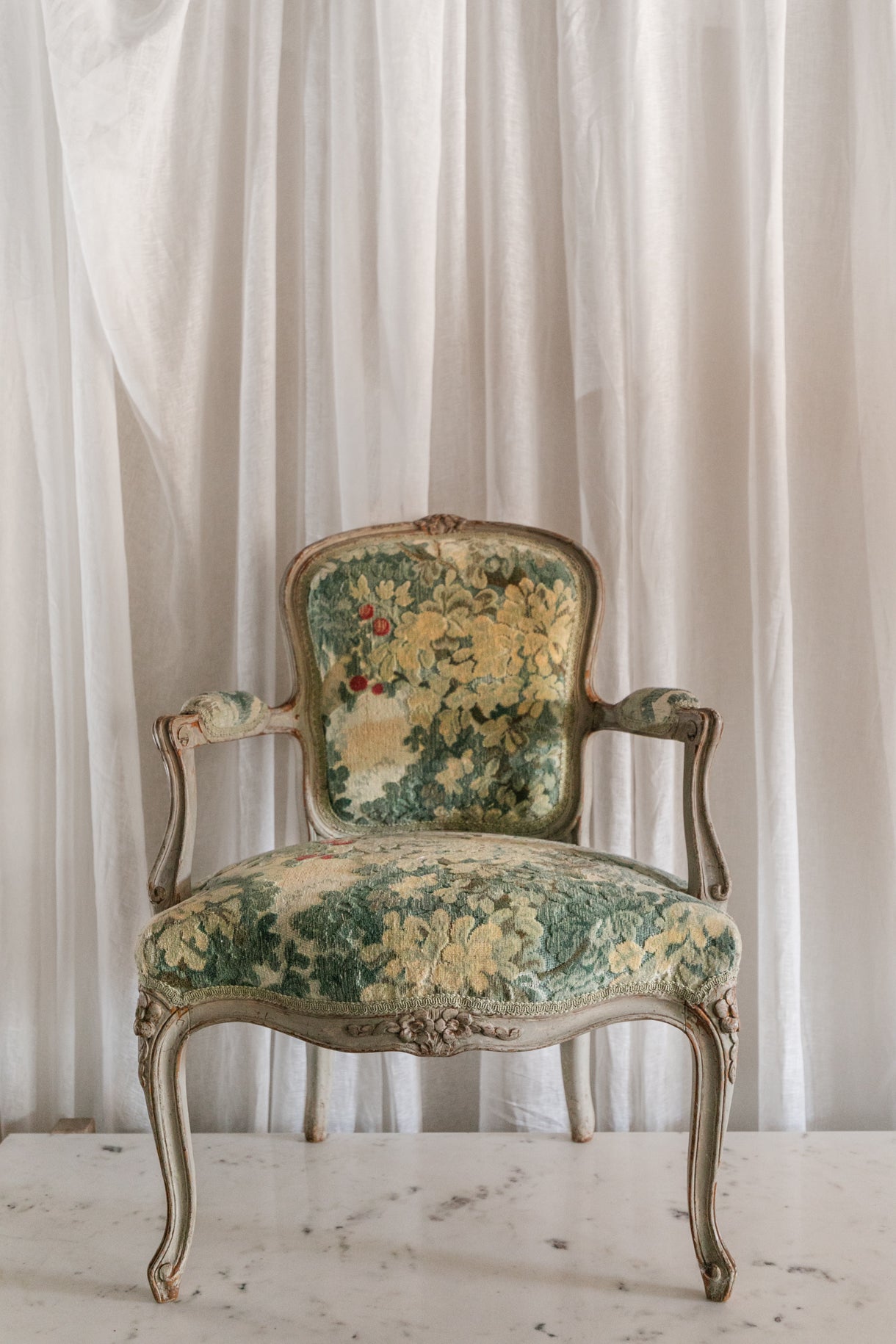French Pair in Marly