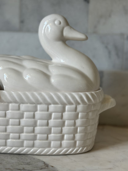 White Duck Tureen with Ladle