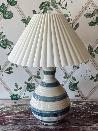 Avent Table Lamp