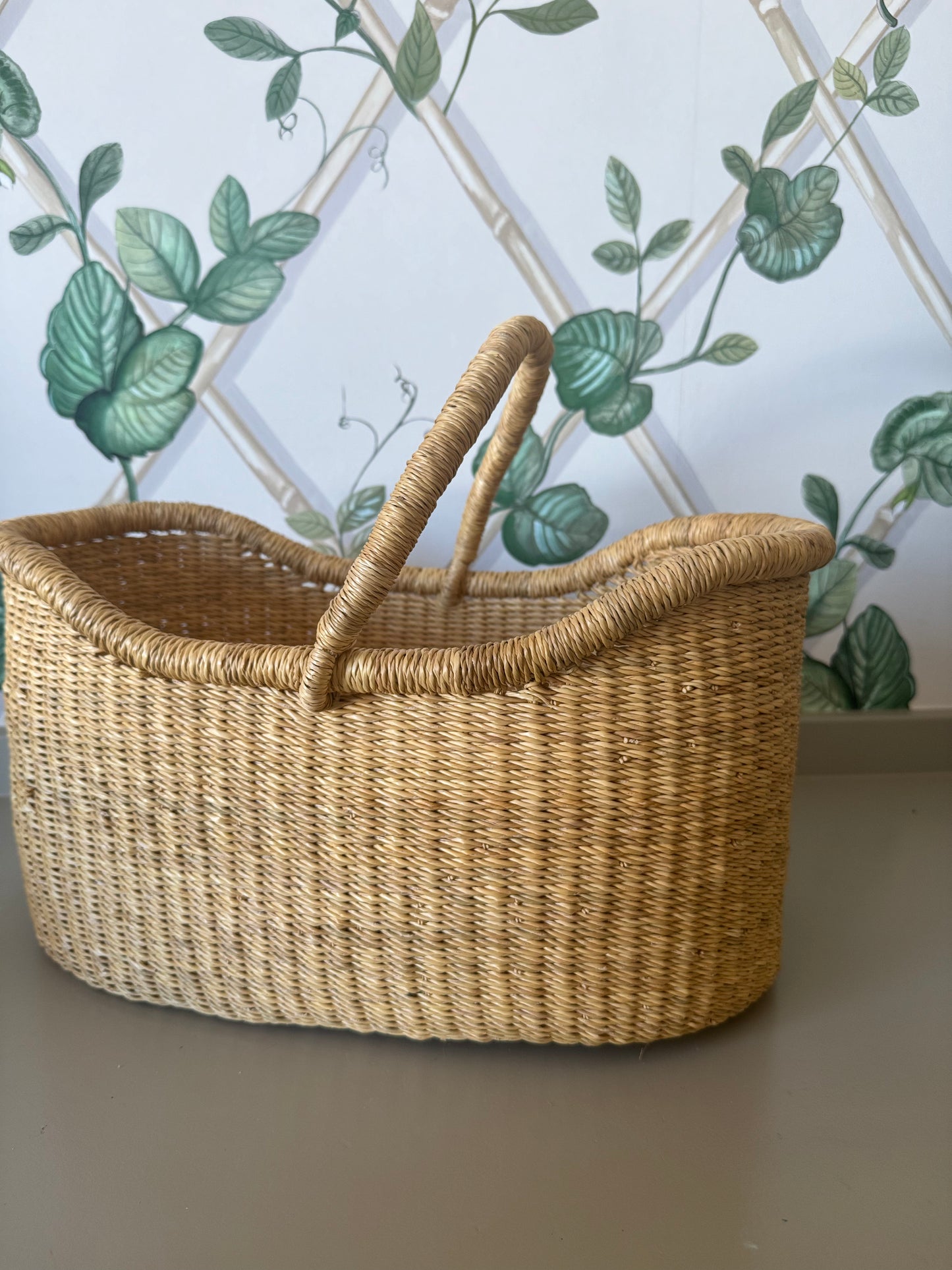 Straworth Blessing Large Basket with Handle