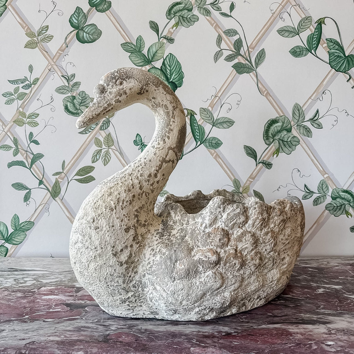 Serene Swan Planter