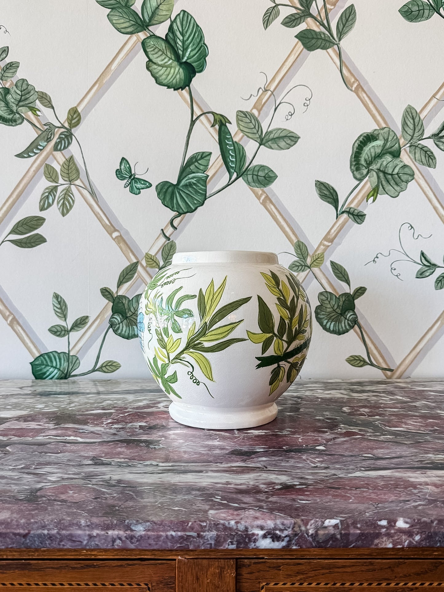 Bird Pot with Drainage Hole