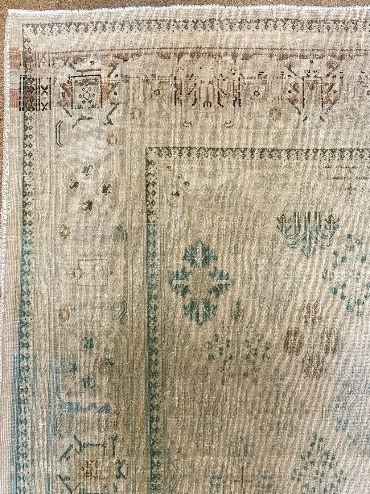 Vintage Persian (5x7) Rug