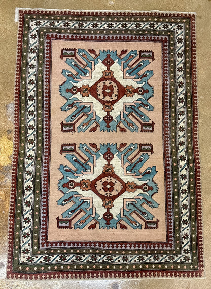 Vintage Geometric Motif (4x6) Rug