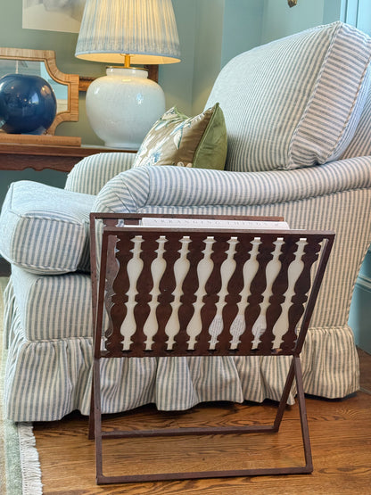Umanoff Style Magazine Rack
