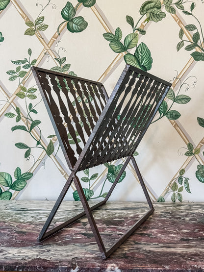 Umanoff Style Magazine Rack