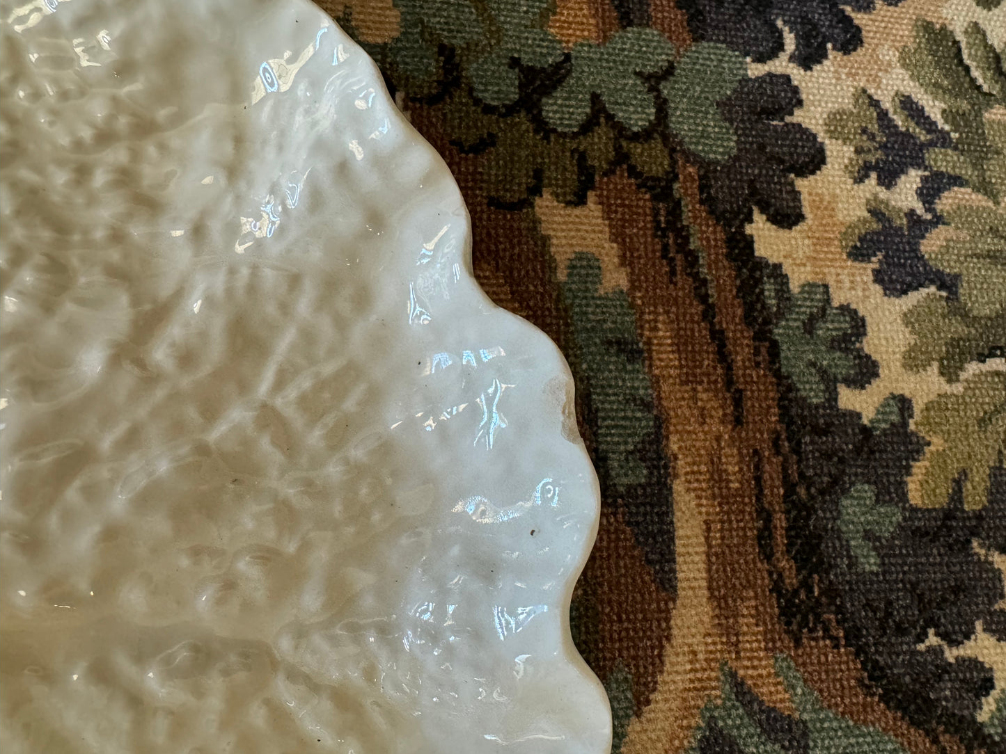 Pair of White Leaf Plates