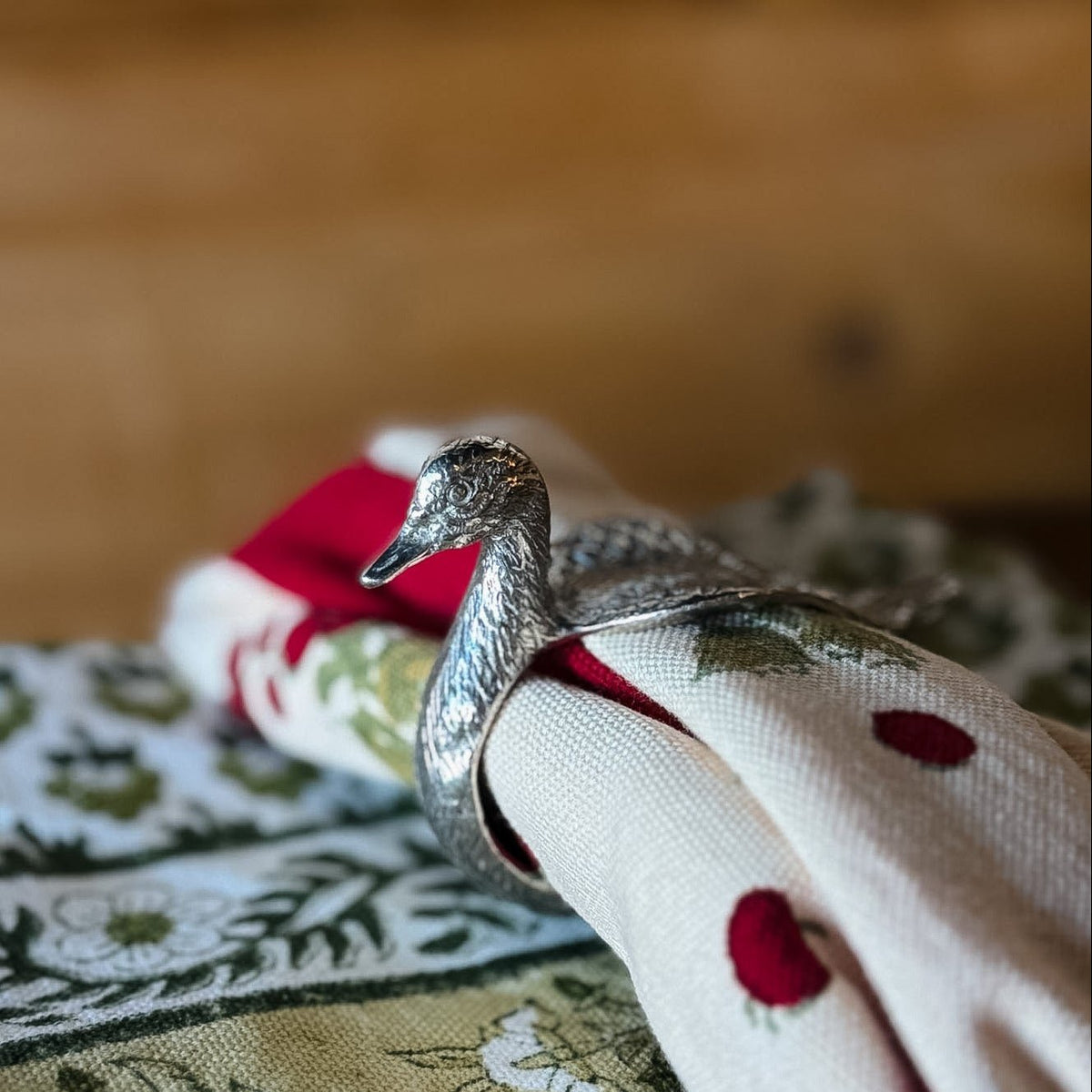 Duck Napkin Ring, Pewter - OAKSTREET SHOPPE