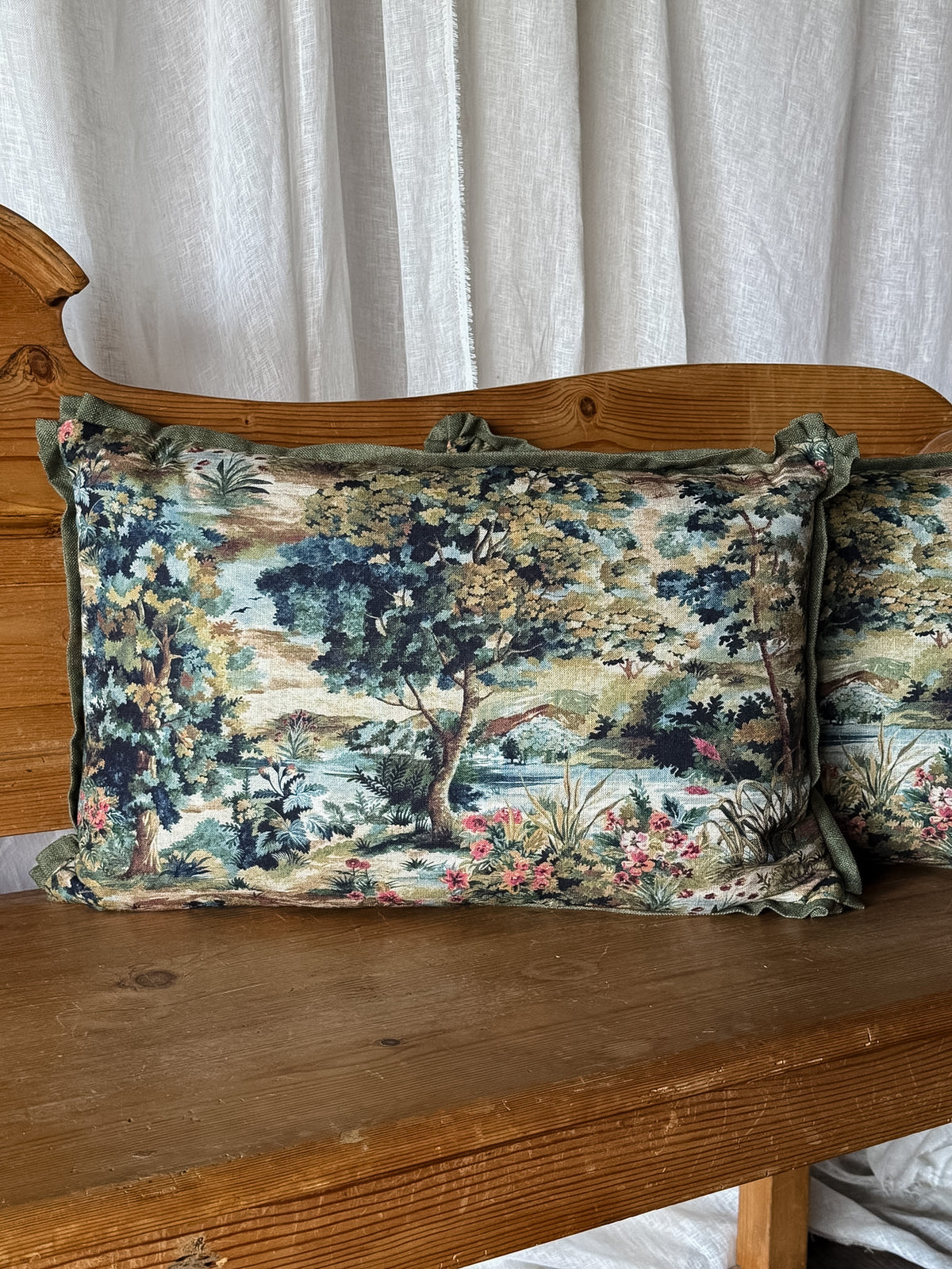 Allegheny Federal Pillow 16x24