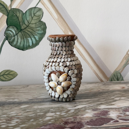 Mini Shell Vase