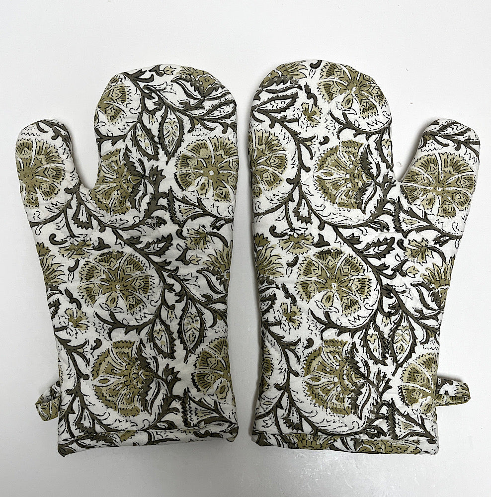 Green Hand Block Printed Oven Mitts