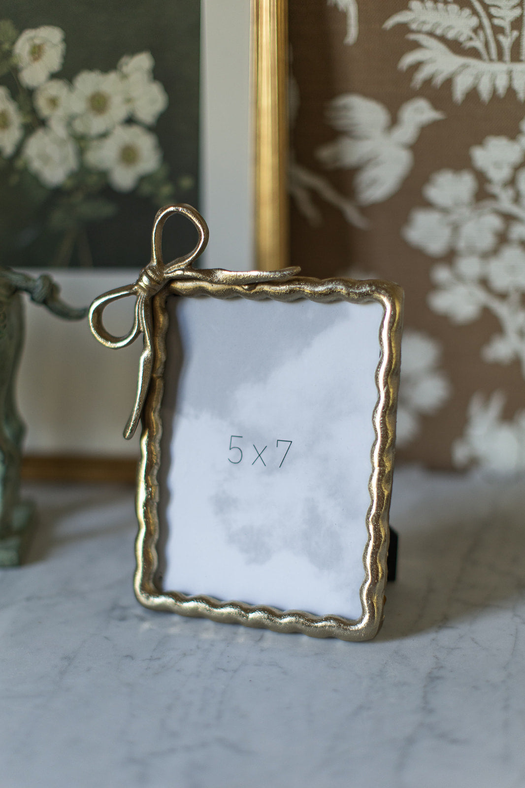 Gold Ribbon Photo Frame