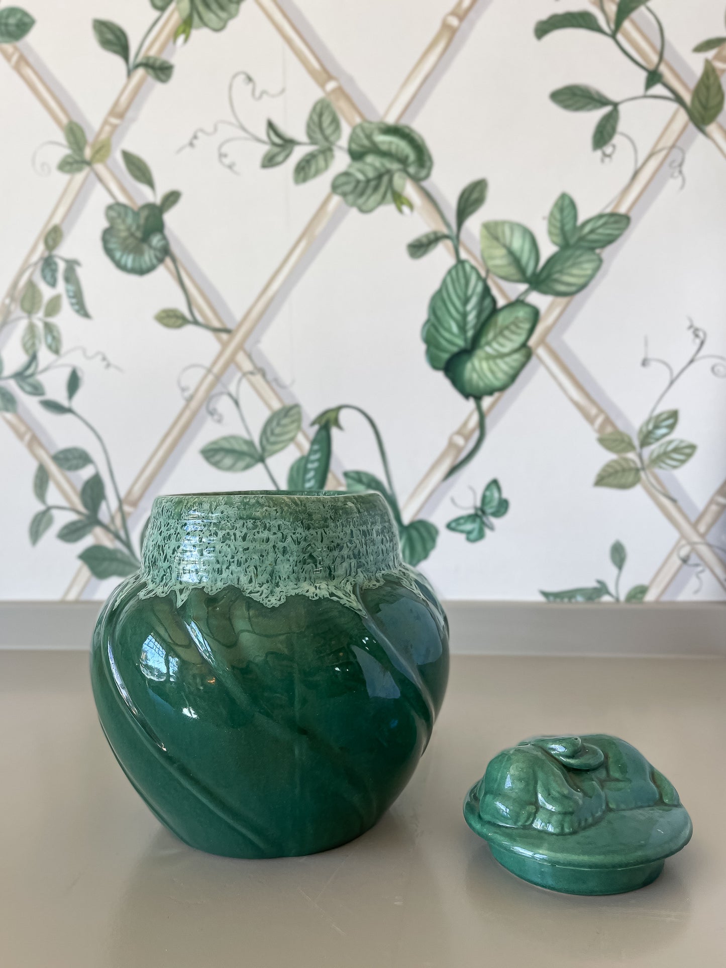 Green Glaze Jar with Sleeping Puppy Lid