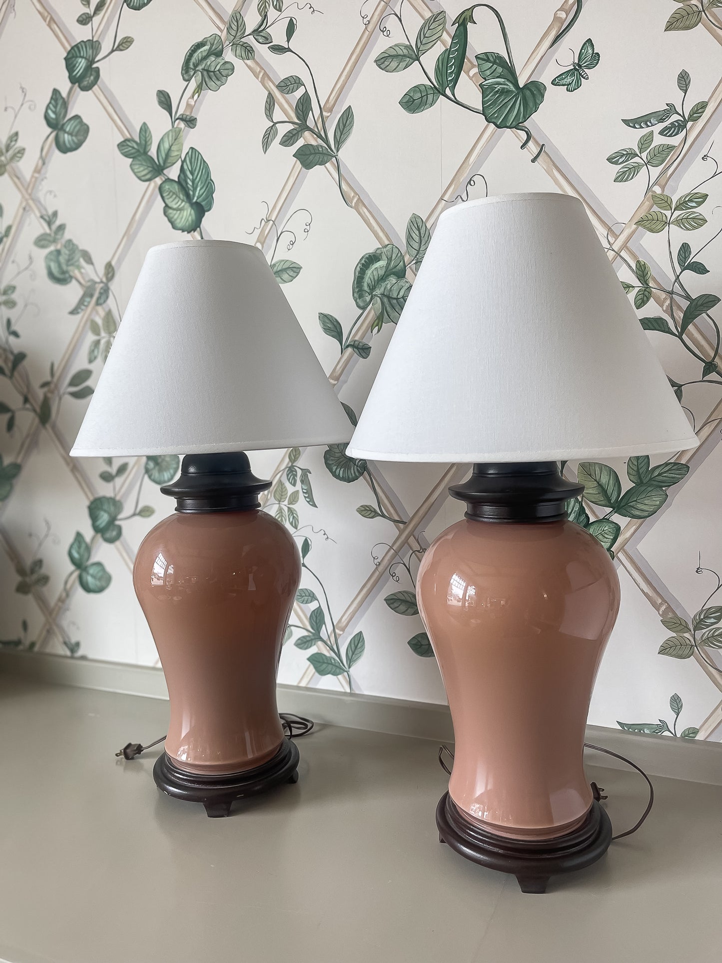 Vintage Blush Porcelain Table Lamp