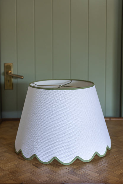Grasscloth Scallop Shade, 18"