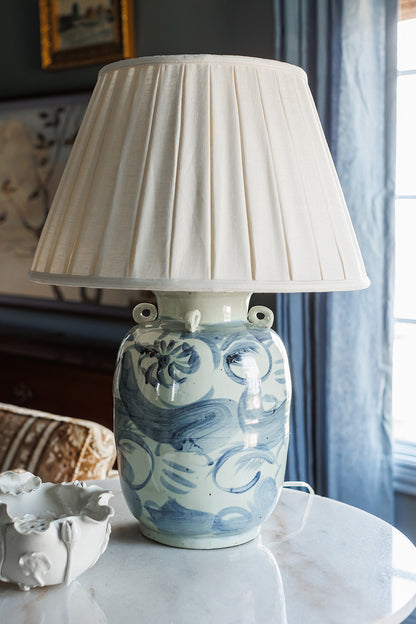 Blue and White Twisted Flower Lamp