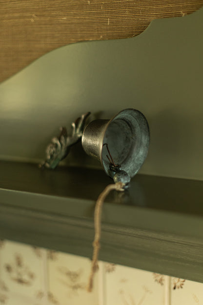 Trumpeting Cherub Bell